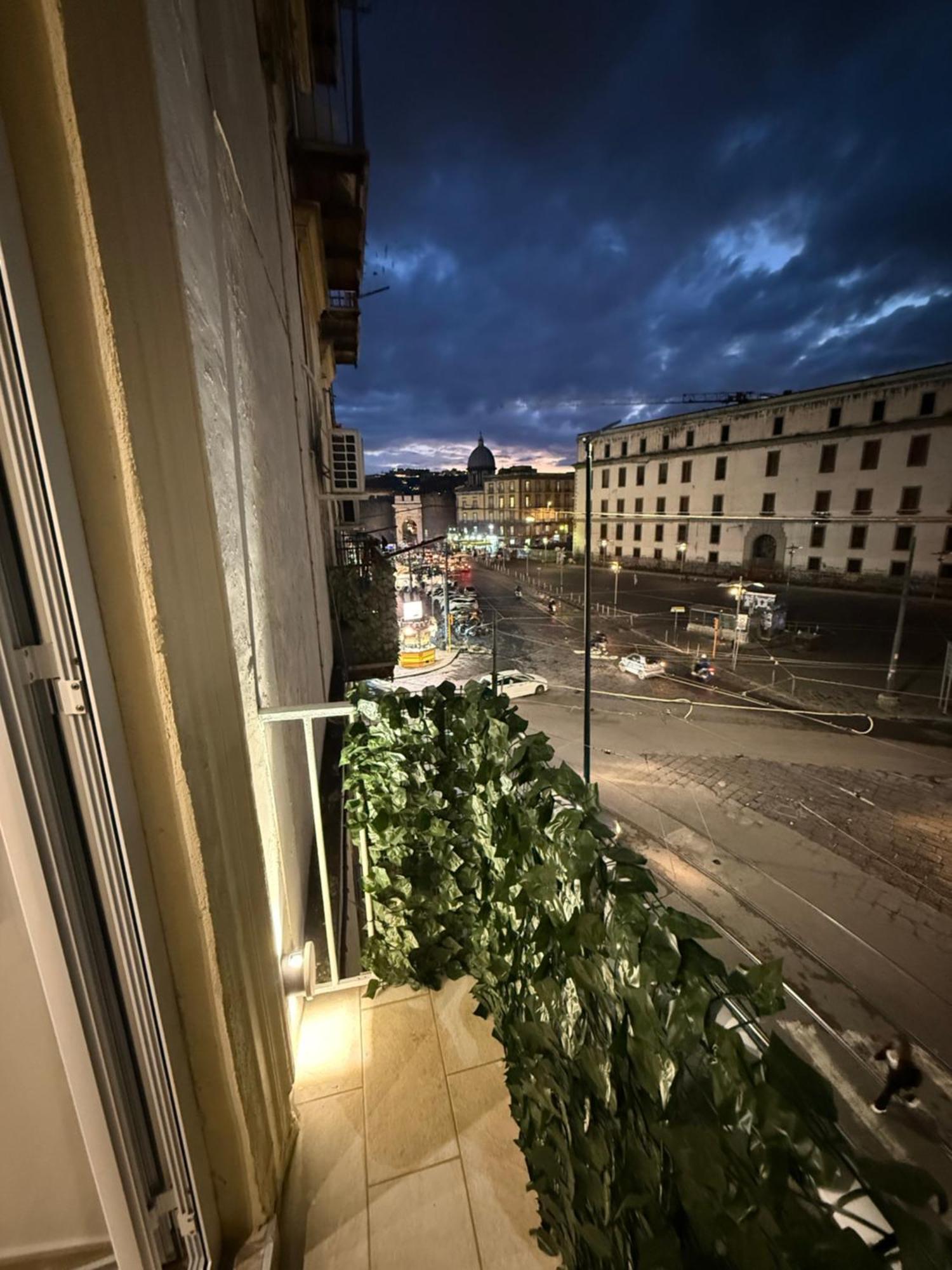 Il Regno Di Napoli Hotel Ngoại thất bức ảnh