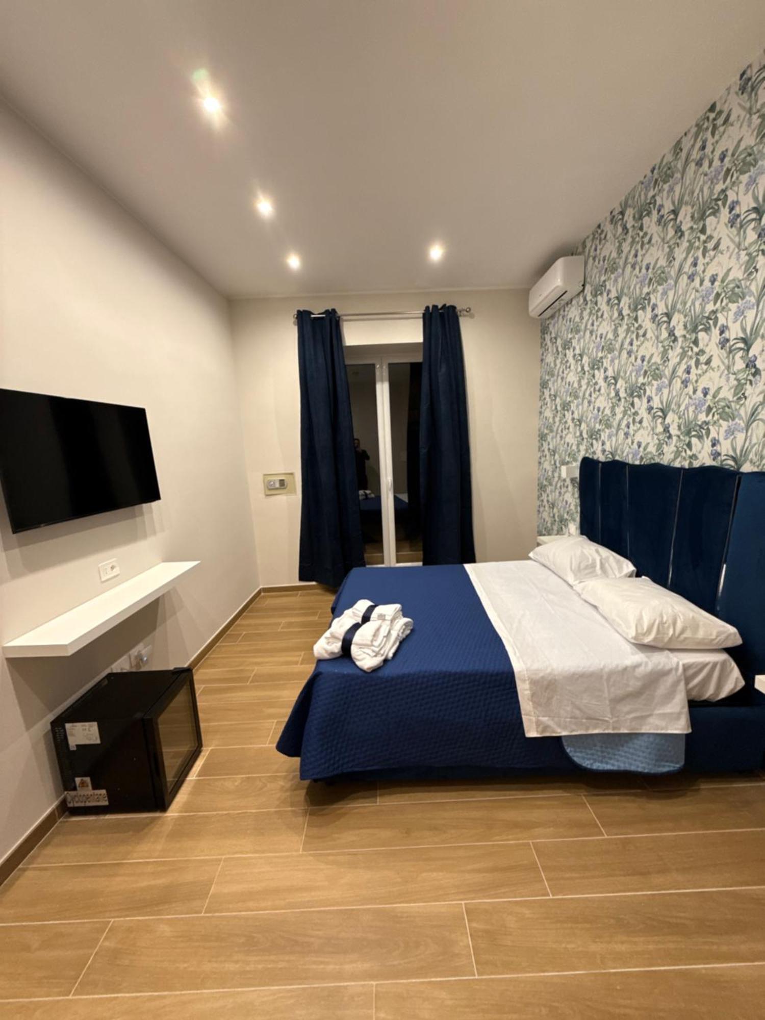 Il Regno Di Napoli Hotel Ngoại thất bức ảnh