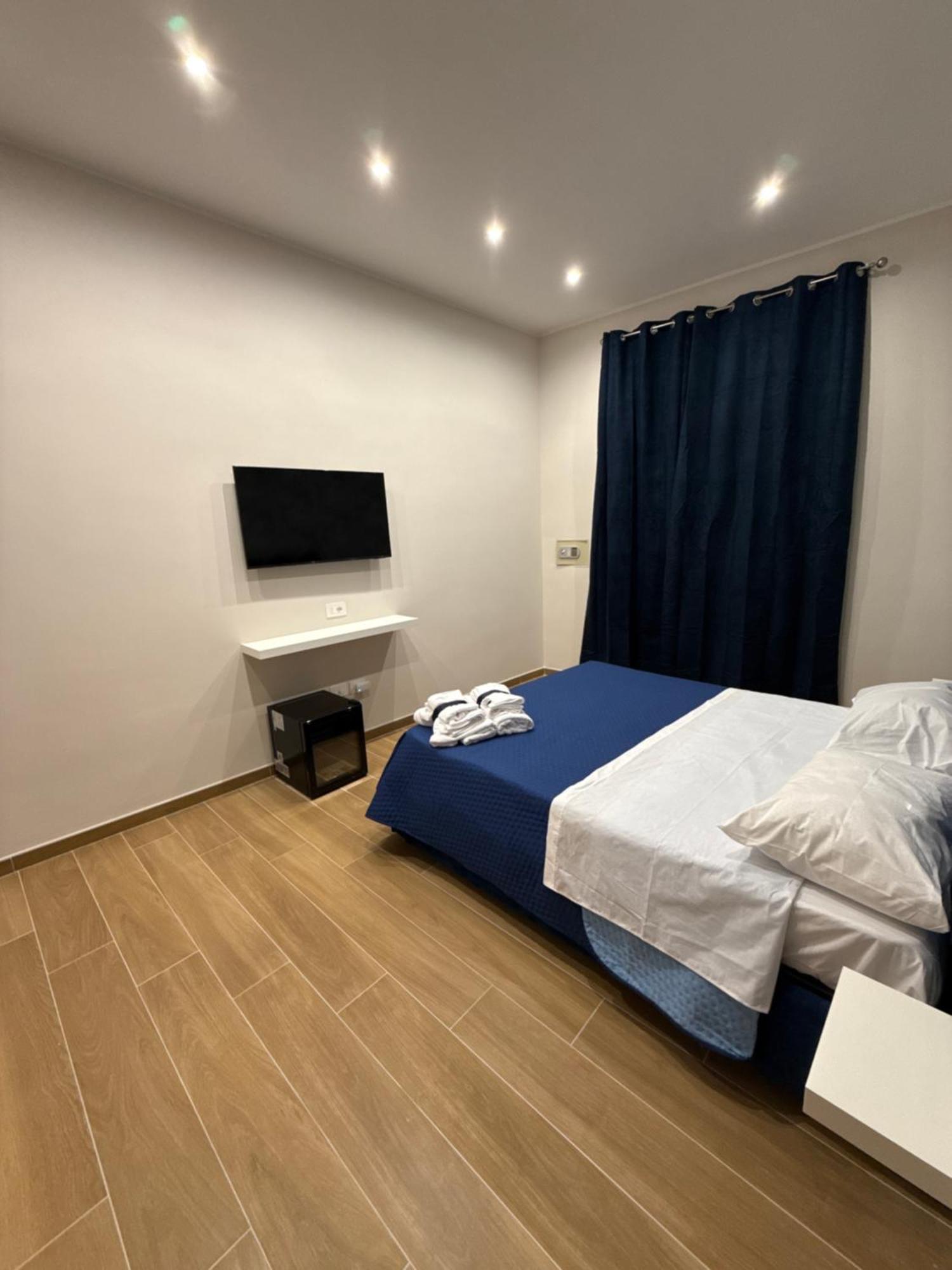 Il Regno Di Napoli Hotel Ngoại thất bức ảnh