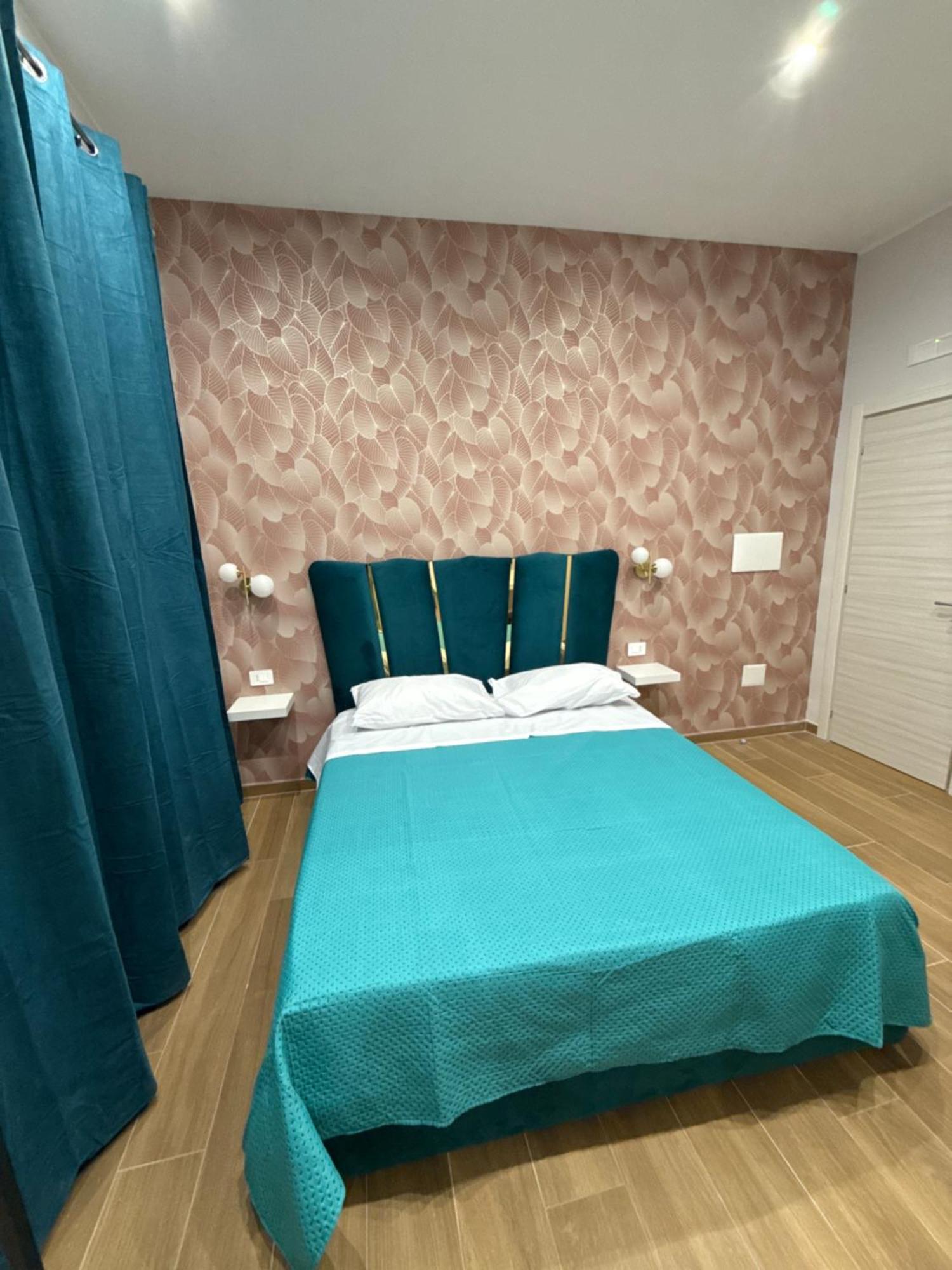 Il Regno Di Napoli Hotel Ngoại thất bức ảnh