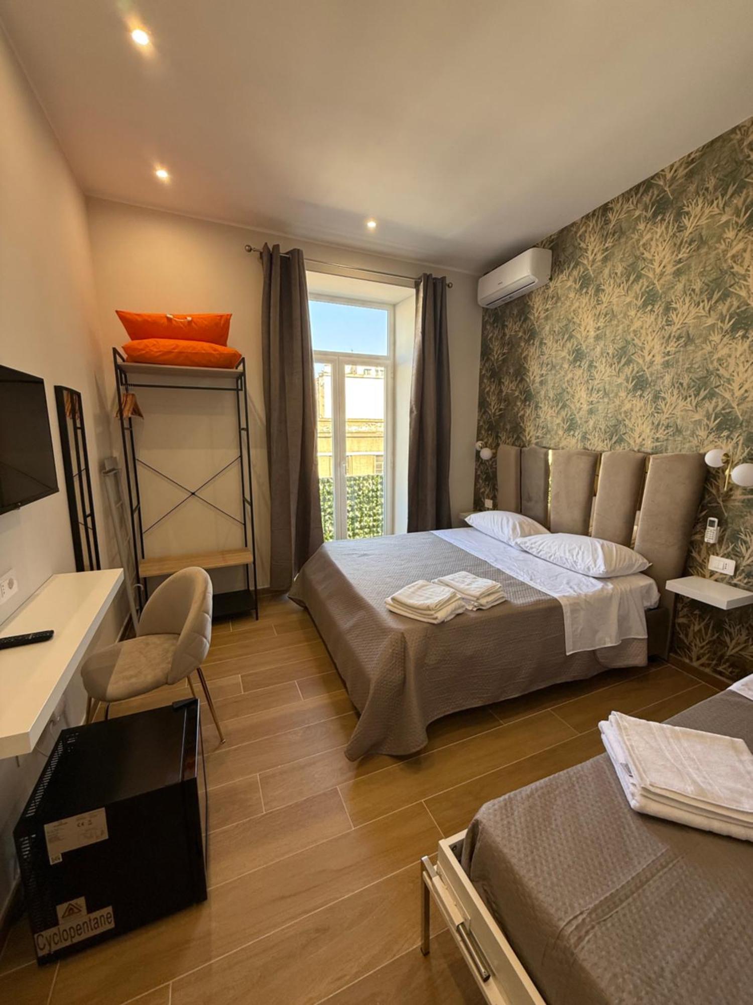 Il Regno Di Napoli Hotel Ngoại thất bức ảnh
