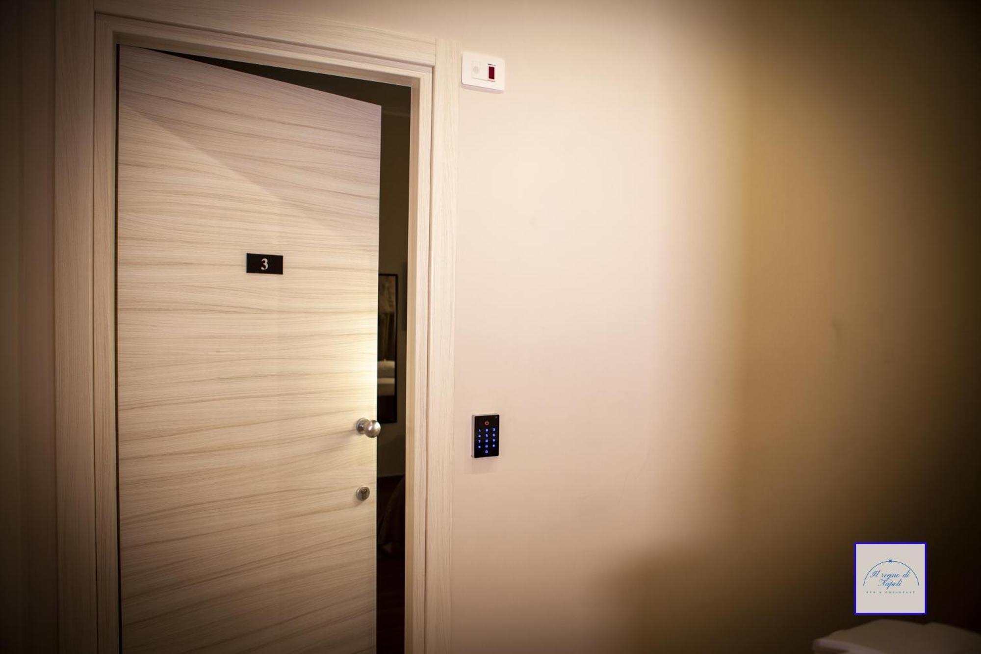 Il Regno Di Napoli Hotel Ngoại thất bức ảnh
