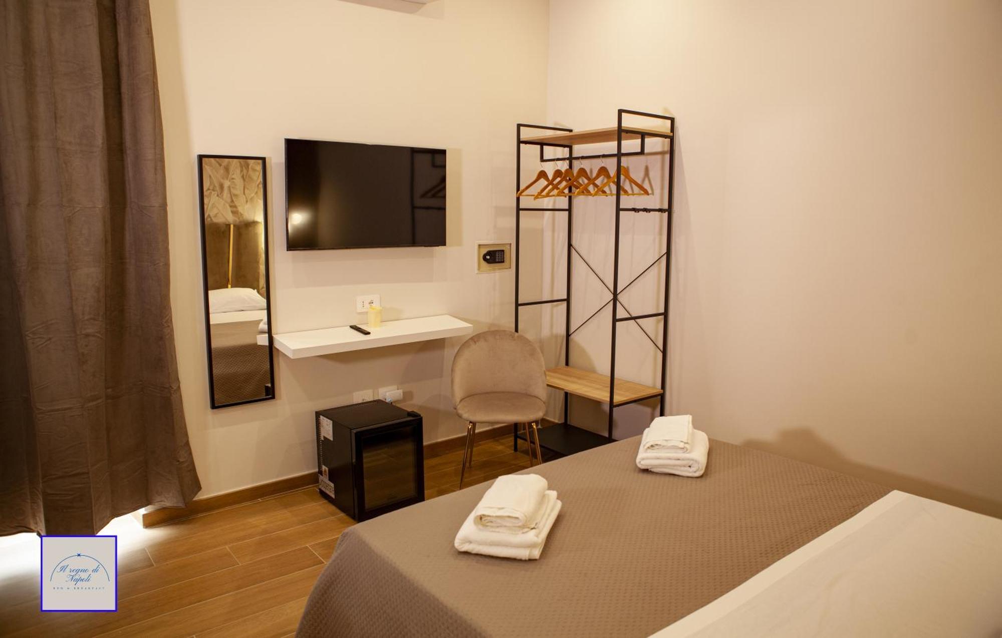 Il Regno Di Napoli Hotel Ngoại thất bức ảnh