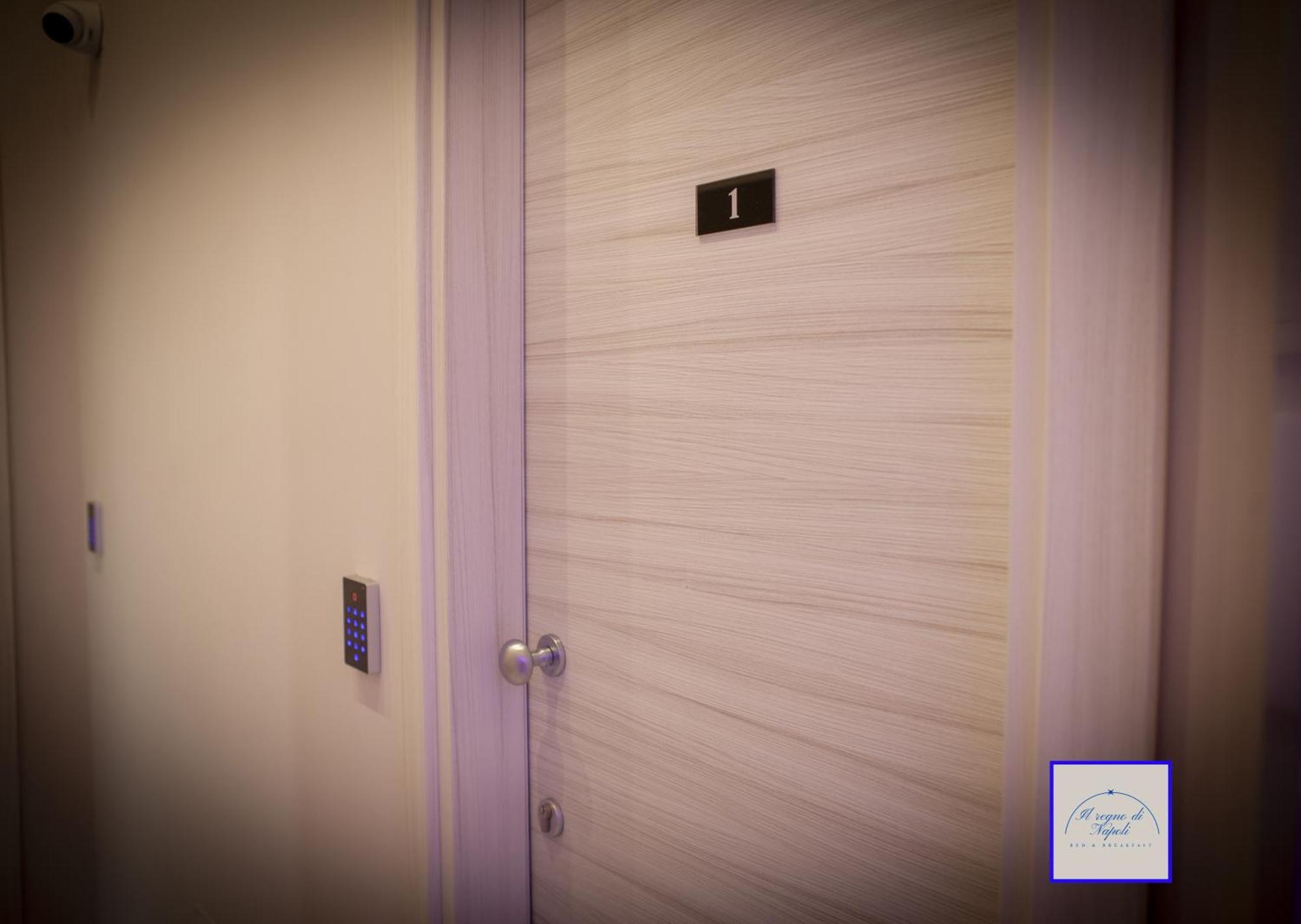 Il Regno Di Napoli Hotel Ngoại thất bức ảnh